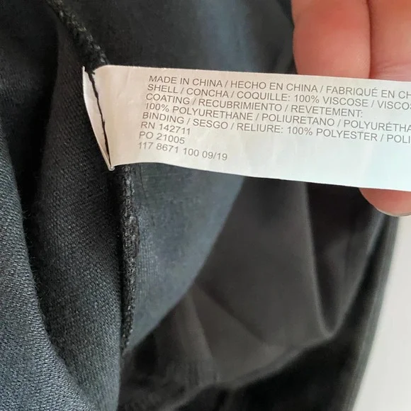 Eloquii Size 26 Pleat Front Faux Leather Ankle Pant Black Pockets No Belt - Picture 7 of 9